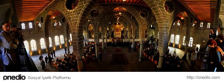 Surp Giragos Ermeni Kilisesi, Diyarbakr height=237