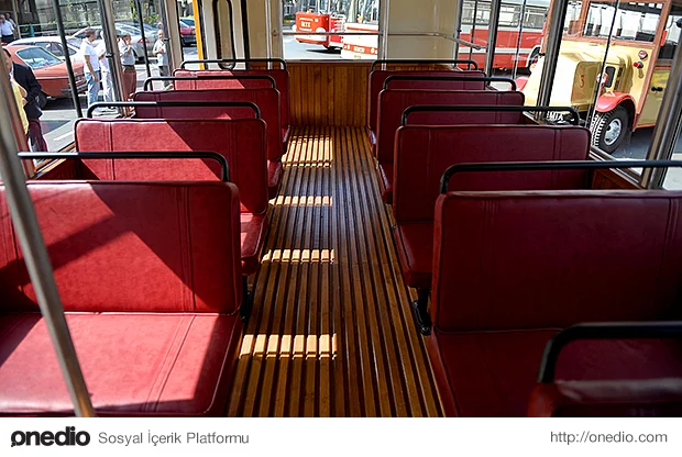 İETT'den İstanbul'a Bir Nostaljik Otobüs Daha